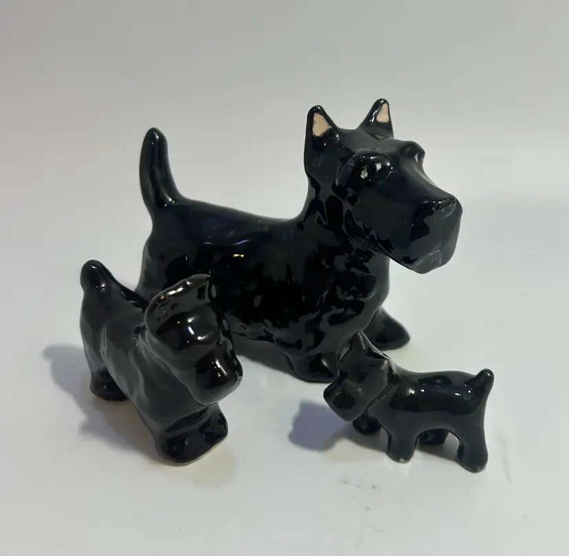Vintage Ceramic Set of 3 Black Scotty Dogs