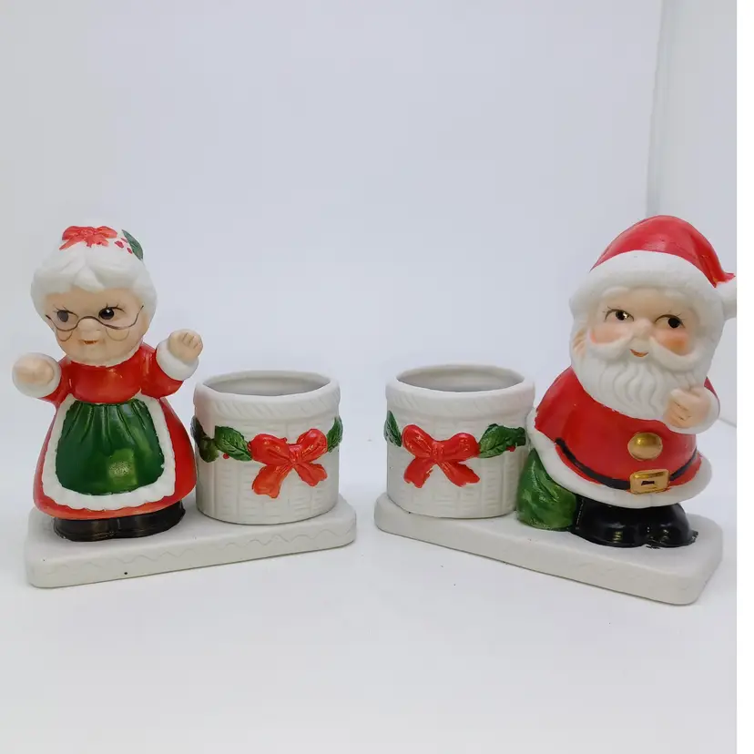 Vintage Santa and Mrs Claus votive holders Ucago Taiwan