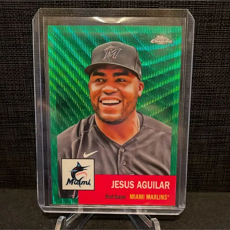 Jesus Aguilar /99 2022 Topps Platinum