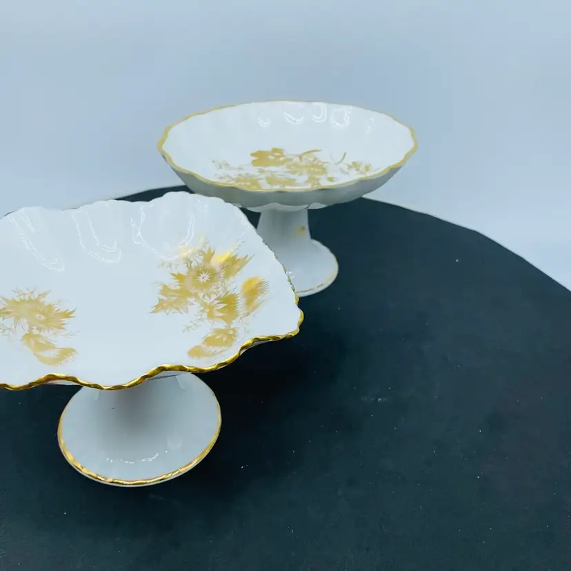 #4210 Hammersley & Co Stand Pair Floral Or Thistle In Gold On White Porcelain