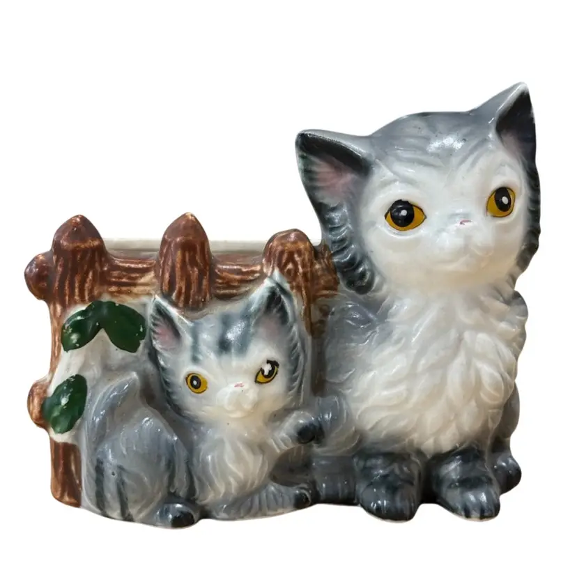 Grey Cat Planter Wallpocket
