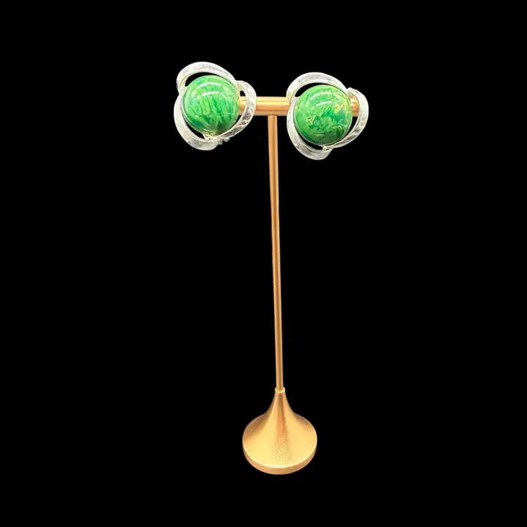 Vintage Bakelite Spinich Green Swirl Clip-on Earrings Silver Tone Atomic
