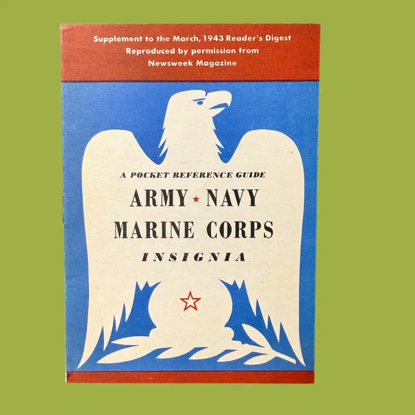 Vintage 40's WWII Reader's Digest POCKET REFERENCE for Army Navy Marine Insignia