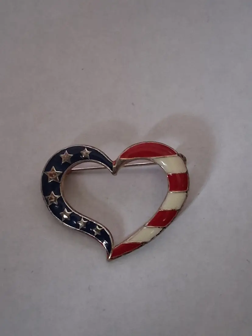 Vintage AVON Enameled American Flag Heart Brooch