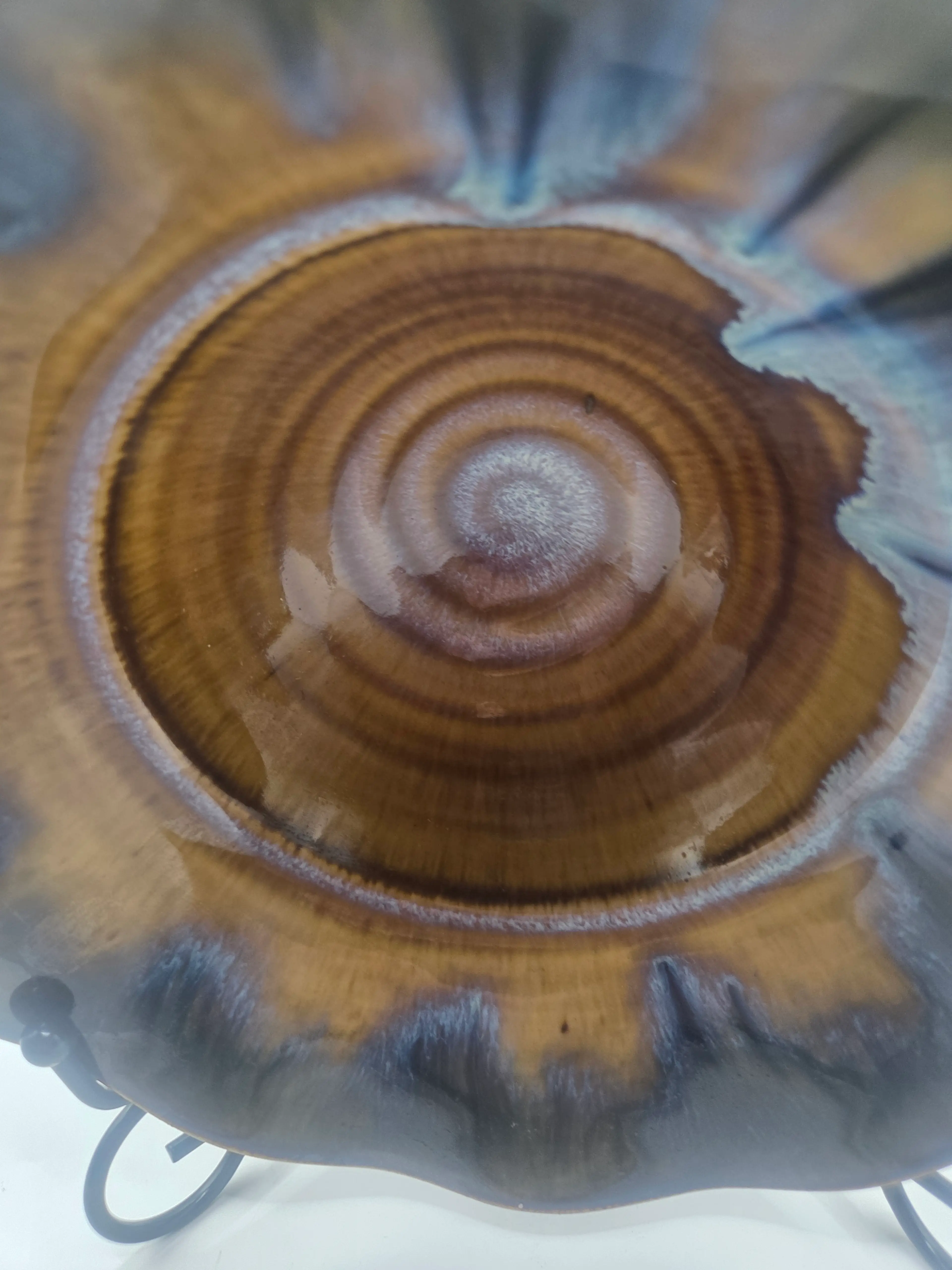 Image 2 of 6