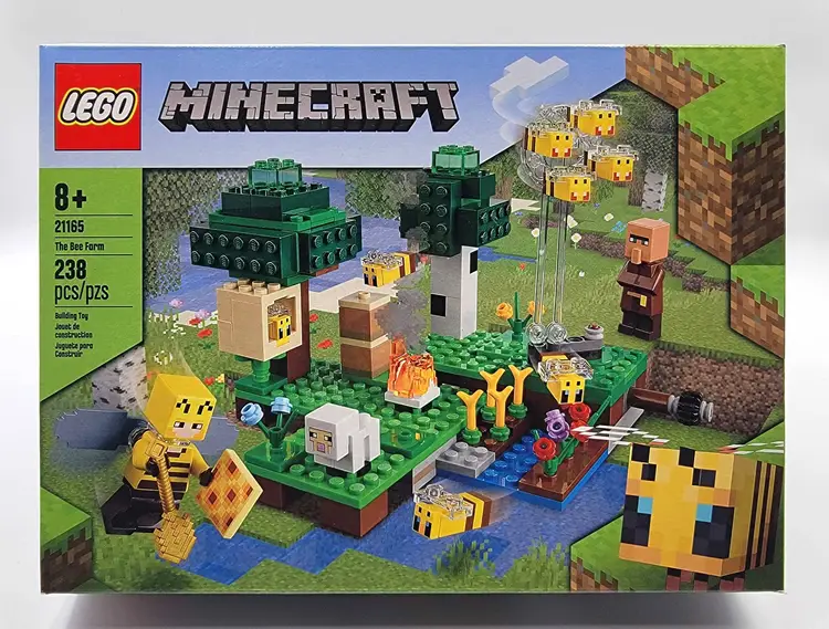 LEGO Minecraft: The Bee Farm 21165, sealed set