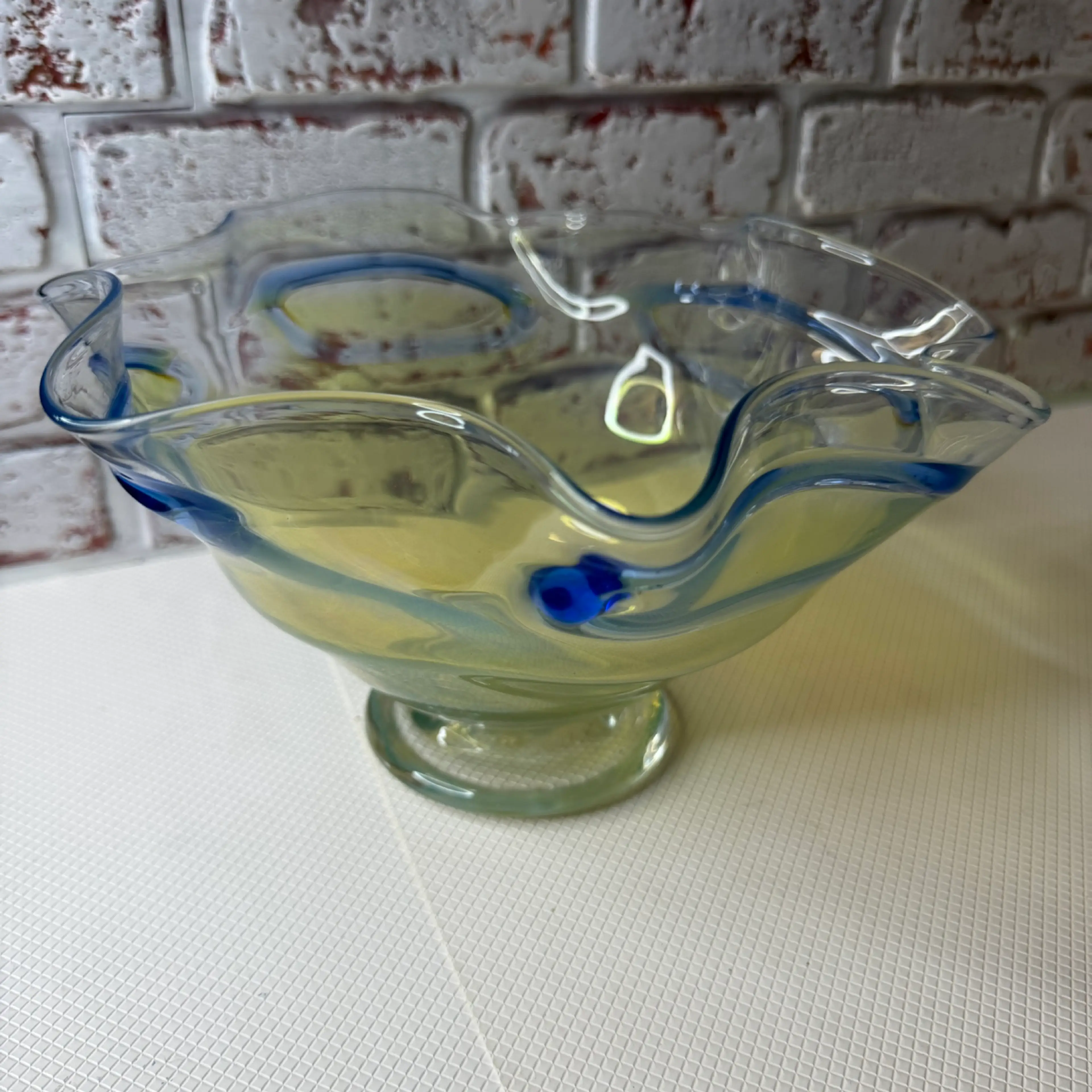 Image 2 of 11