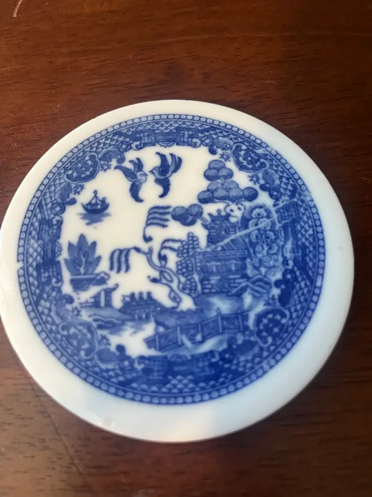 Vintage Blue Willow pattern porcelain Childs Set saucer/ Coaster, likely from Occupied Japan. 3 And 3/4 “