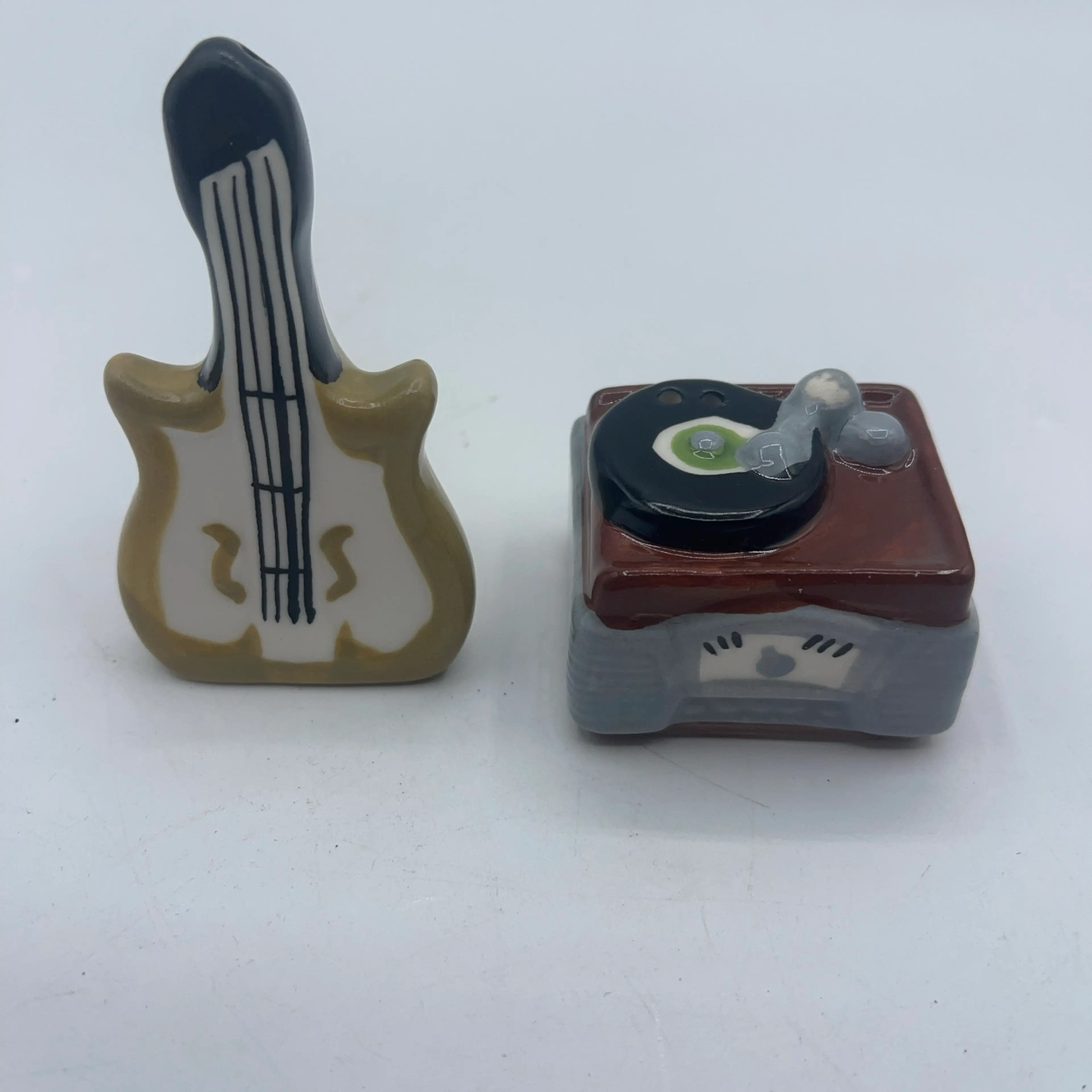Image 2 of 4
