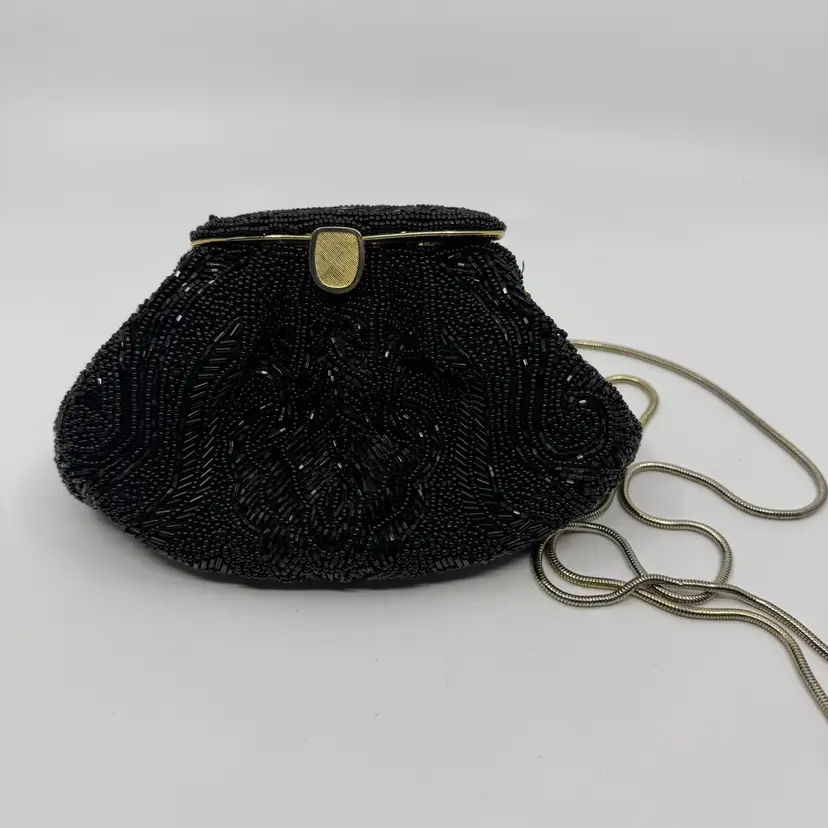 Vintage La Regale Black Beaded Shoulder Purse Gold Frame & Chain