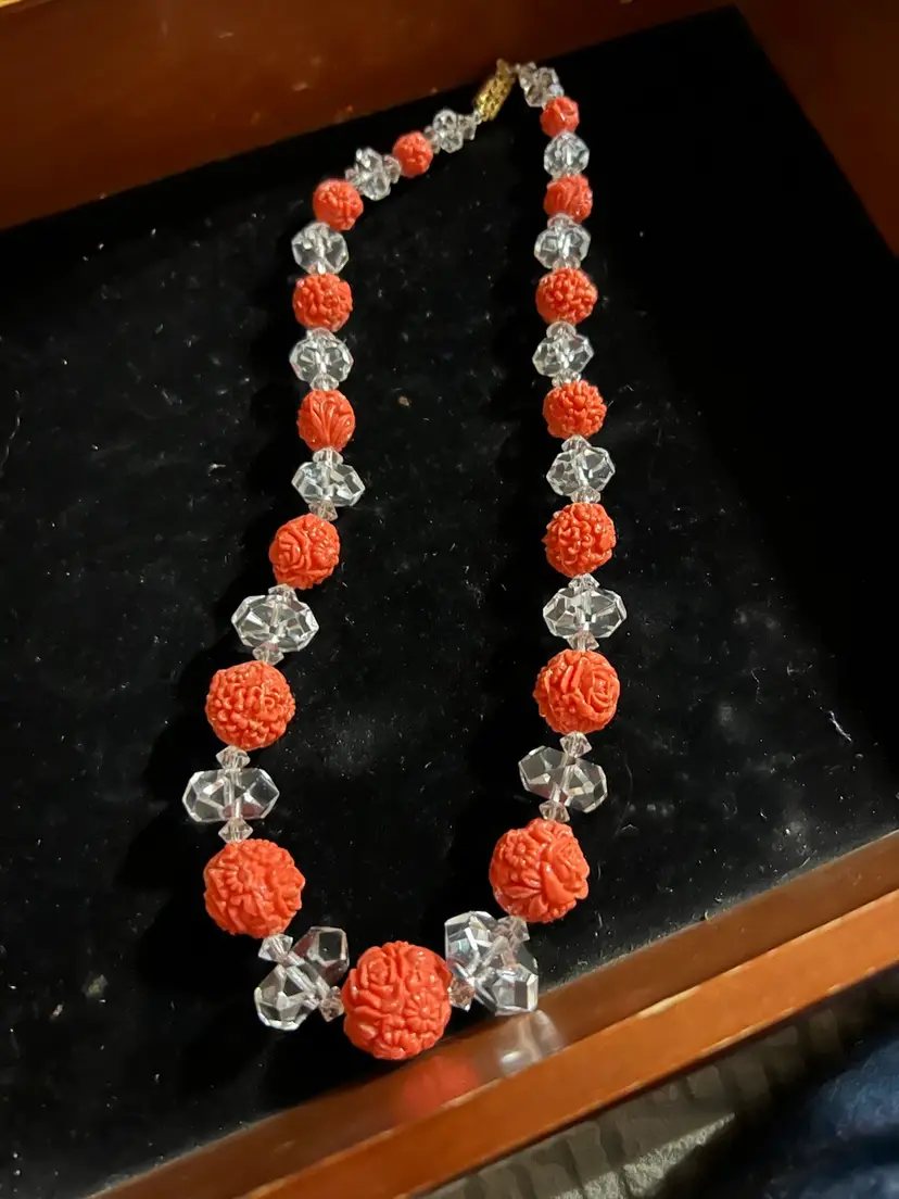 Vintage 16” Carved Salmon Colored Coral And Crystal Beads Necklace