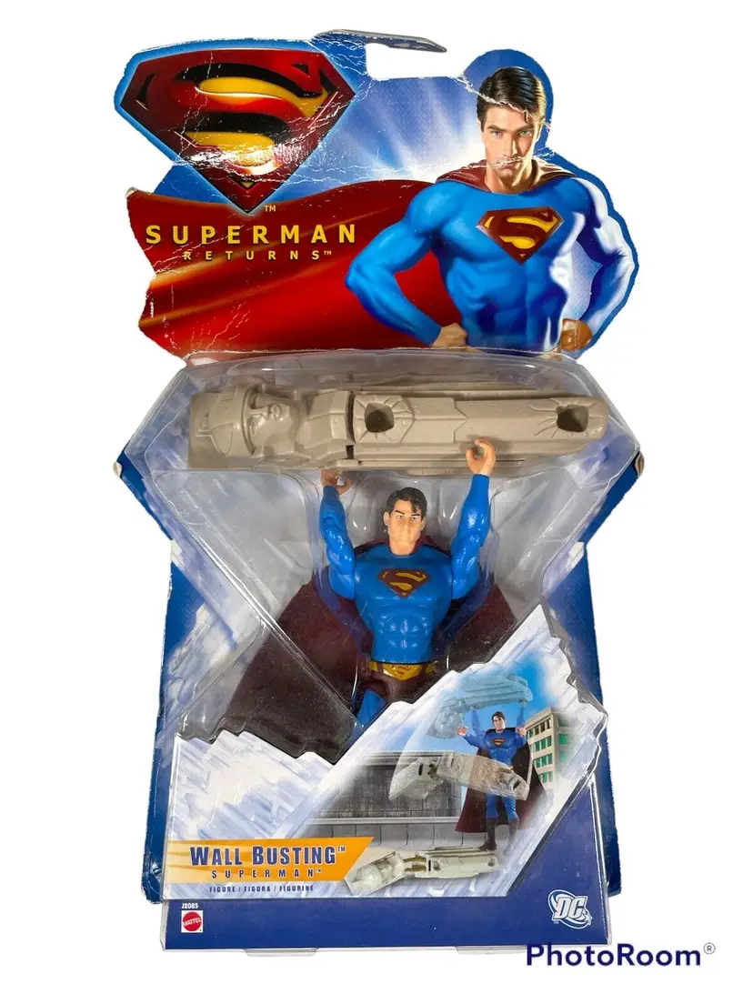 DC Comics Superman Returns Wall Busting Superman 5" inch Action Figure Mattel