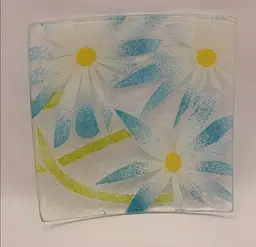 Fused Glass Trinket Dish with Daisies, Blue/White/Yellow/Green, 6.25” Square