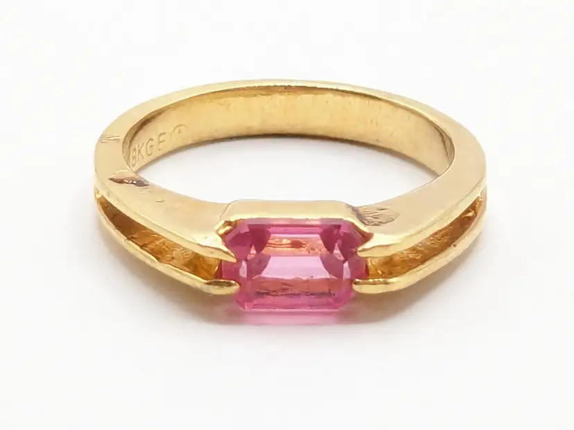 18 KGE Pink Stone Ring Jewelry