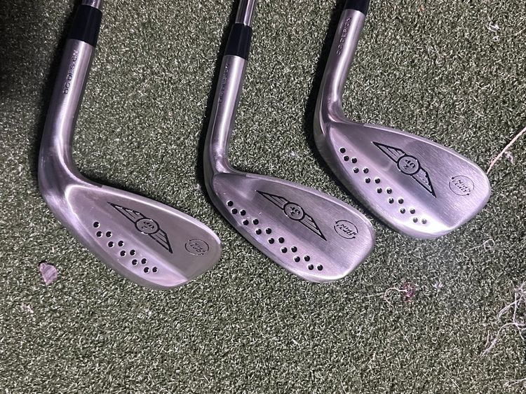 Brand New Dallas Golf 2up Wedge Set 52/56/60