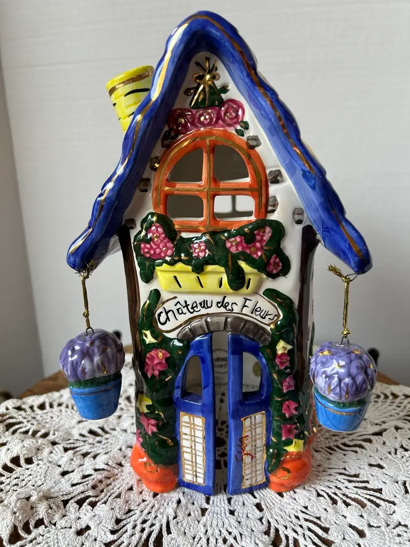 Cozy Cottage Ceramic Tea Light Candle Holder Chateau Des Fleurs