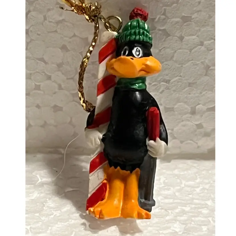 Hallmark Miniature Ornament As Pictured