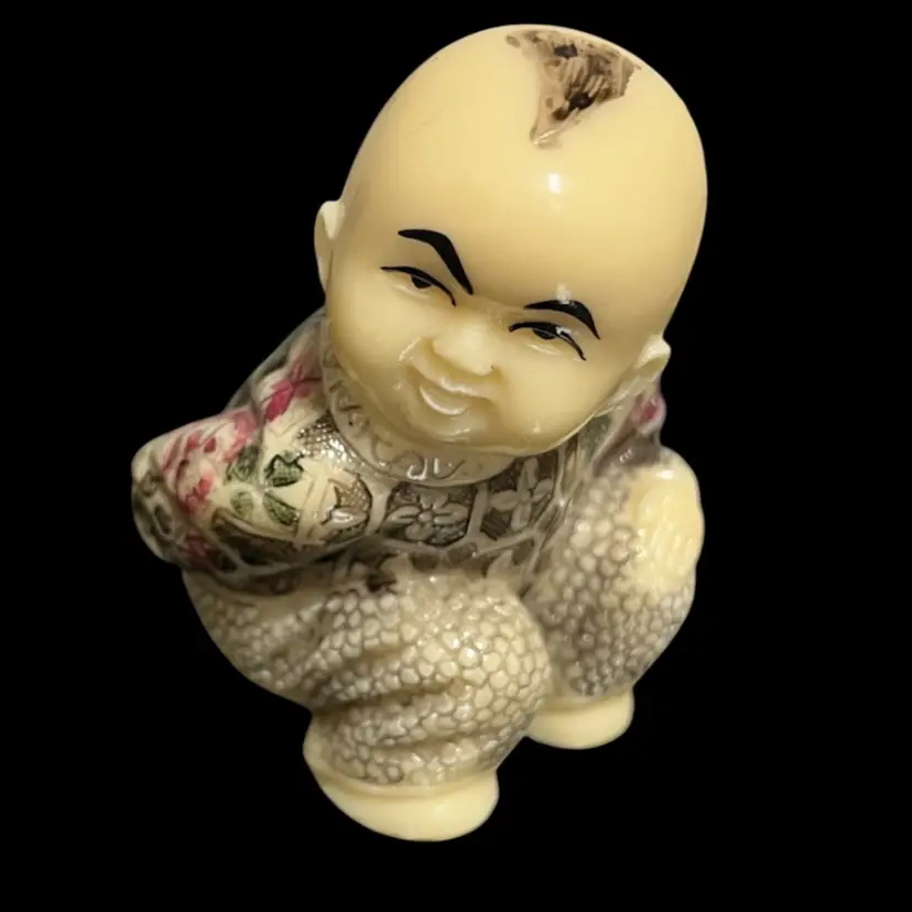 Japanese Sculpted Resin- Fertility,-child- Happiness/Good Fortune- 2.25βx2.5β 3.25β High