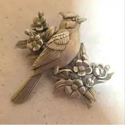 JJ Jonette Jewelry Co. Silver Pewter Tone Cardinal Brooch Pin Signed