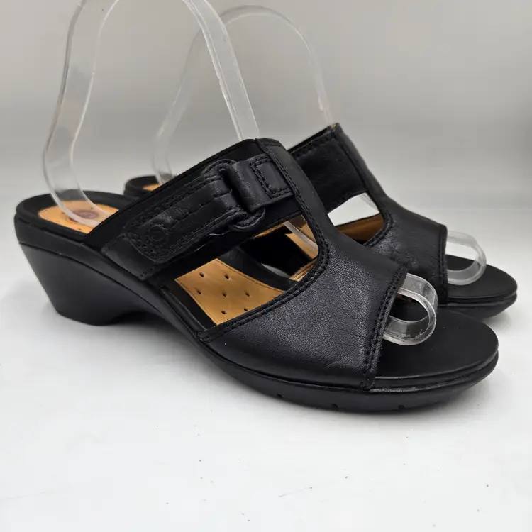 Clarks Unstructured Womens sz 8 M Black Leather Slip On Wedge Slides Sandals
