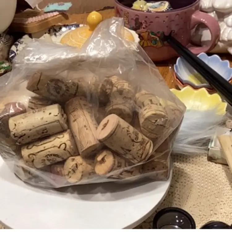 Crafters corks