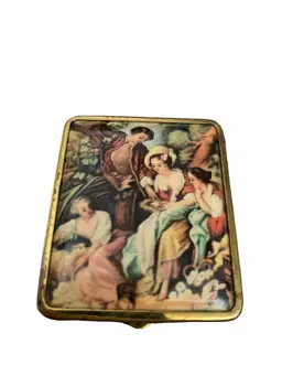 Powder and Rouge Compact Includes Powder Puff Victorian Style Vintage 1940s
