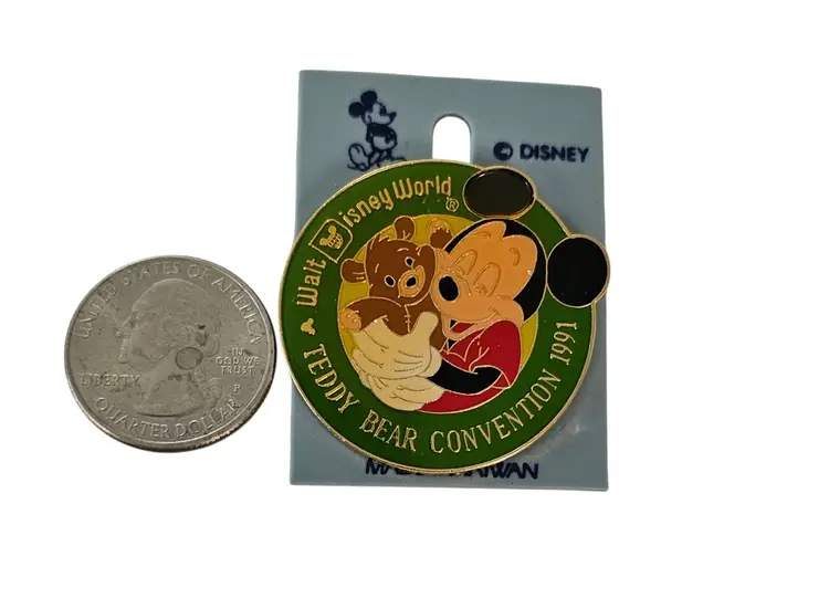 1991 Walt Disney World Teddy Bear Convention Pin