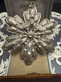 Vintage Gorham Sterling Silver Annual 1974 Snowflake Christmas Ornament