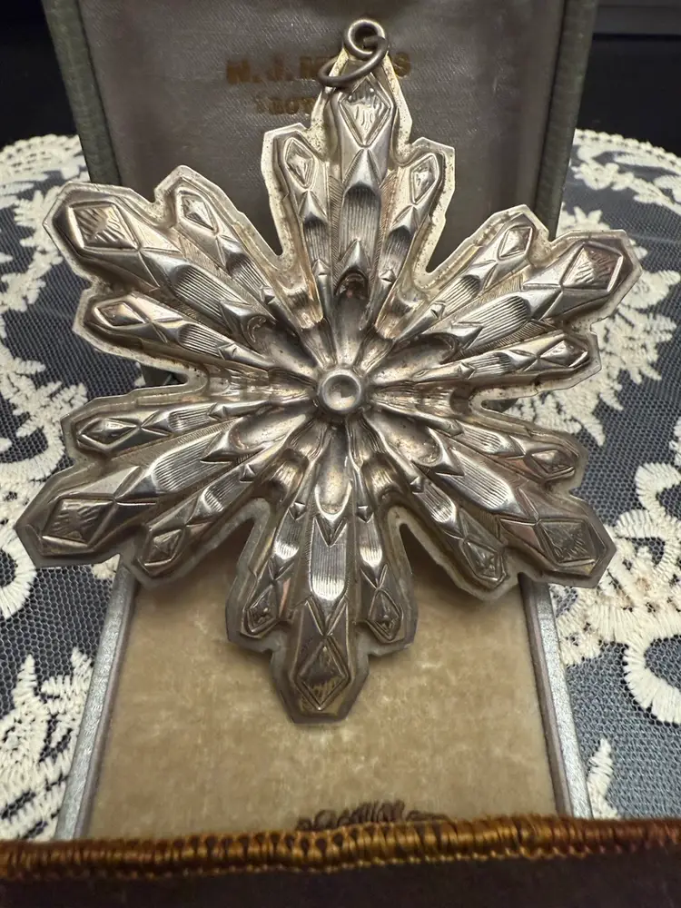 Vintage Gorham Sterling Silver Annual 1974 Snowflake Christmas Ornament