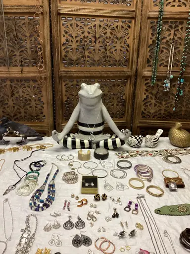 30 Minutes Of Jewelry