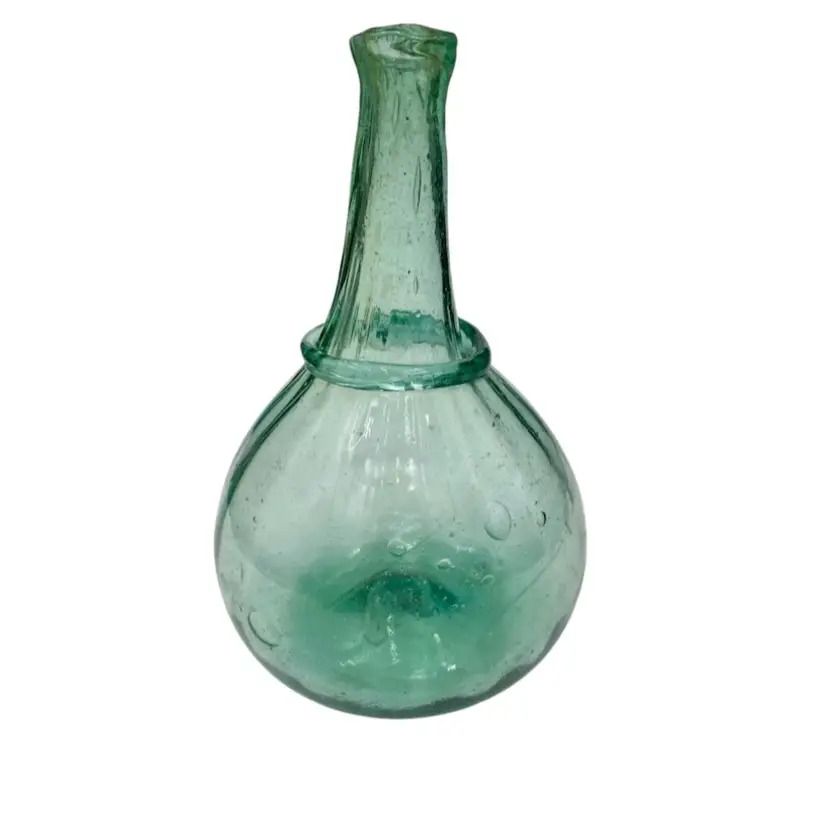 Antique Zanesville Glass Blown Glass Bud Vase, mid-1800s, 19 Ribs/Applied Collar