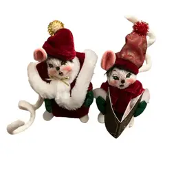 Annalee  2004 Caroling Mice