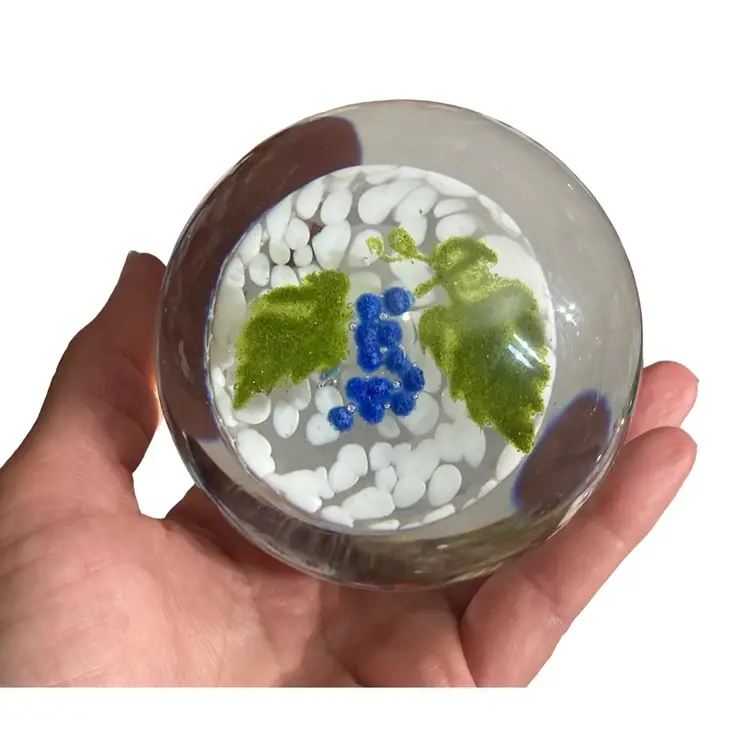 Clear Paperweight With Grapes