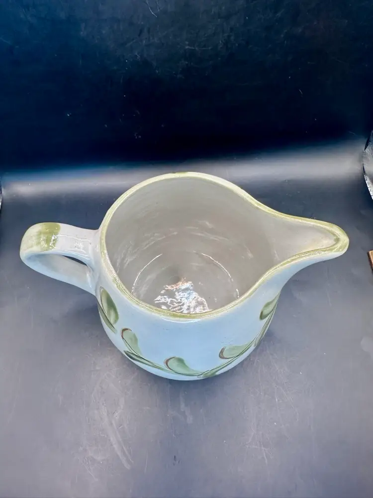 Vintage 2.5 Quart Louisville Stoneware Made in Kentucky Floral Pitcher