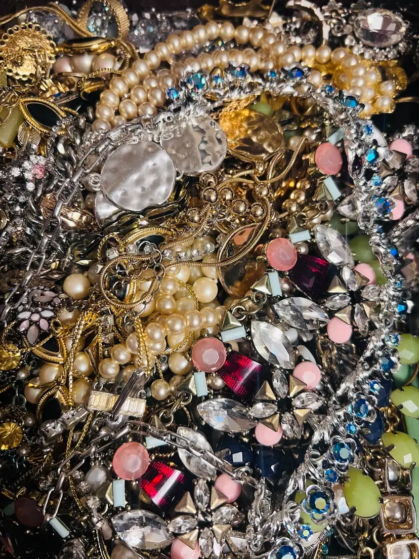 Livestream thumbnail