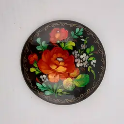 Handpainted and signed Russian lacquer brooch