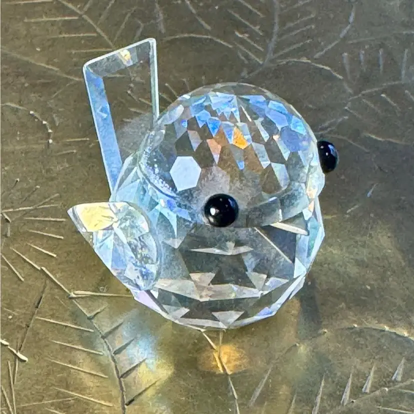 1” tall, Swarovski Crystal sparrow w/black crystal eyes & a silver plated beak