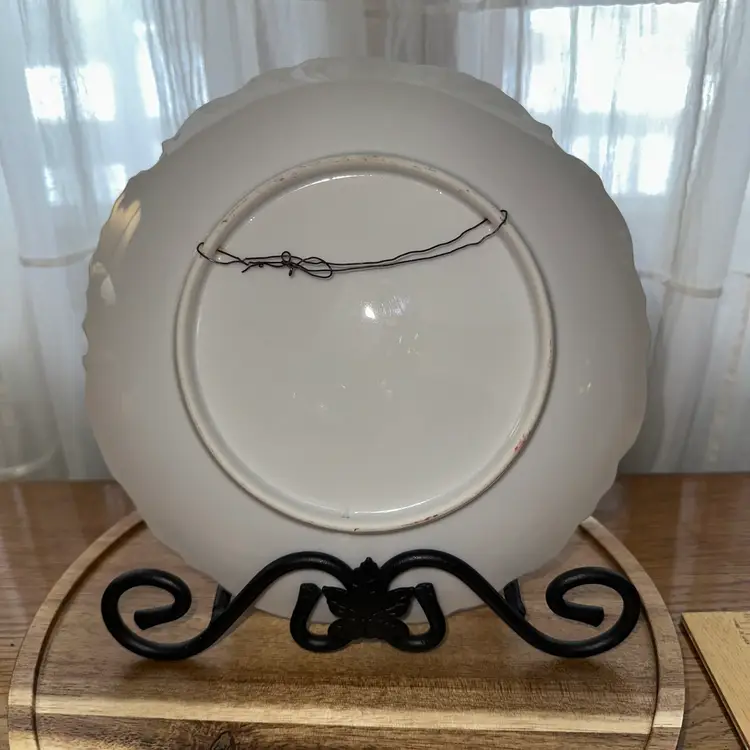 Niki-Vintage Hand Painted Signed Decorative Plate