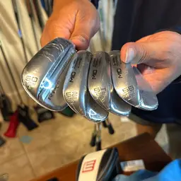 #11 - Assorted Golf Club