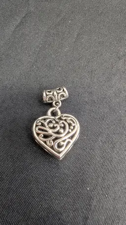 #011 Brighton Heart Slider Charm