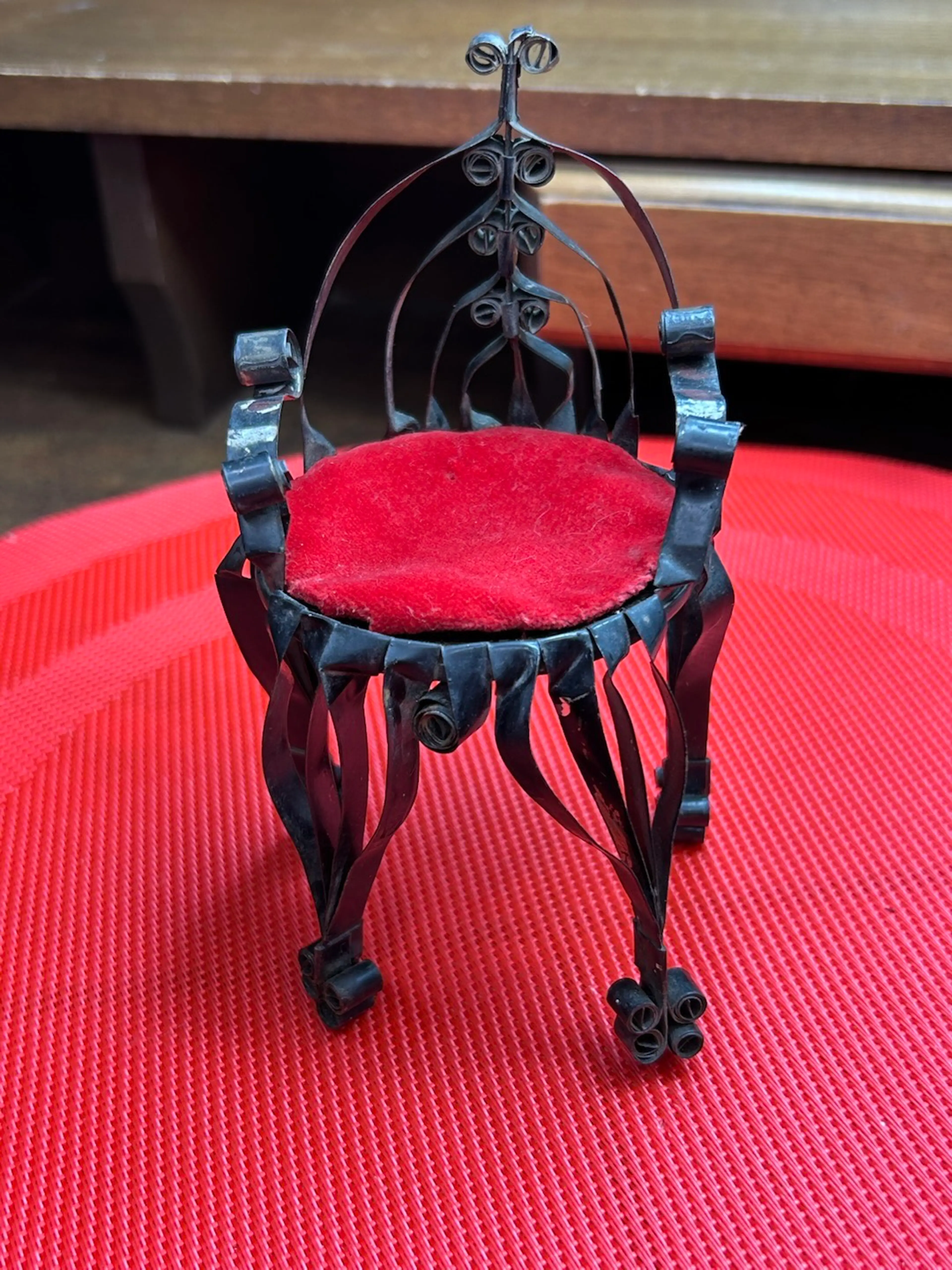 Image 2 of 9
