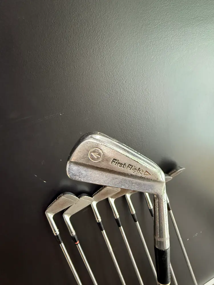 *VINTAGE* First Flight Golden Arrow 2-P (Missing 7) Regular Flex