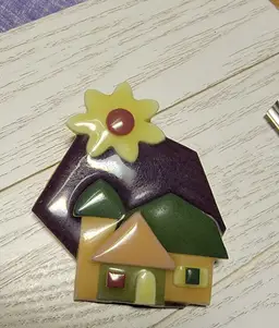 Lucinda sunflower house pin