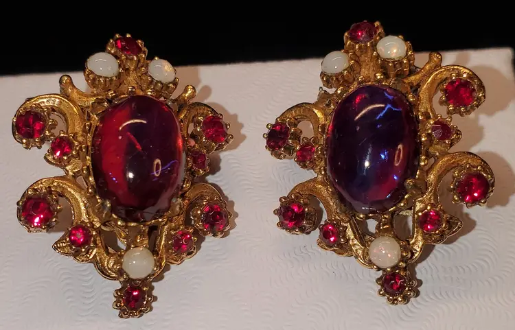 Florenza Clip Earrings Dragons Breath - Circa 1960's