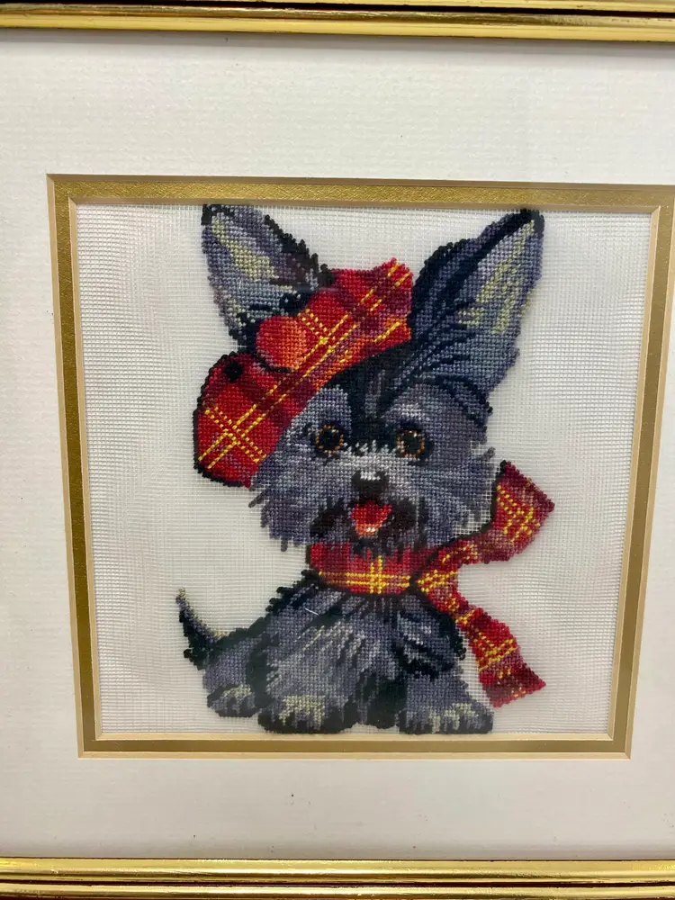 ✅Vintage Scottish Terrier Petit Point Plaid Embroidery Scotty Dog Framed Picture
