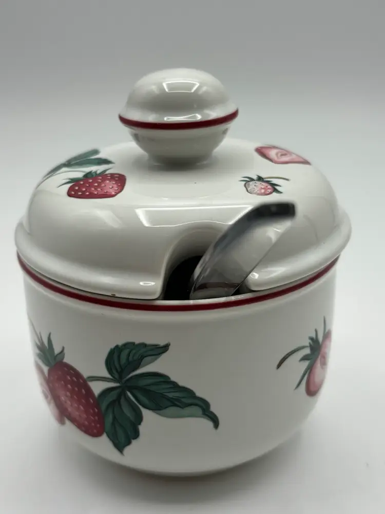 Villeroy & Boch Malaga Jelly Jam Bowl Jar Pot Slotted Lid Strawberries Germany