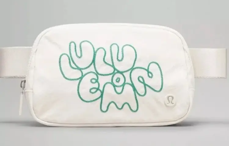 Lululemon Belt Bag NWT