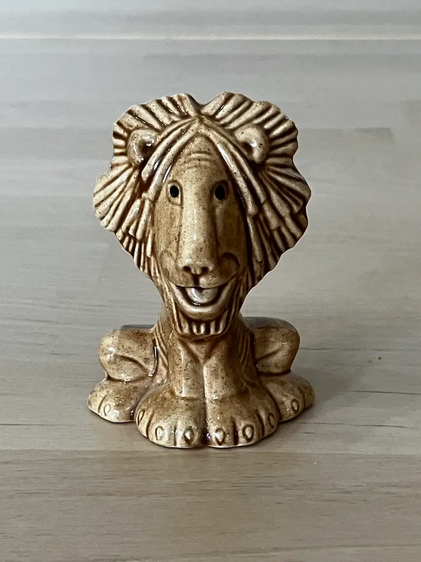 Vintage 1970s Ceramic Lion Figurine 3”X 2"
