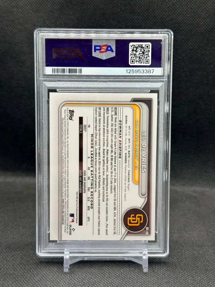 Leo De Vries 2024 Bowman Draft Lunar Glow Refractor PSA 8