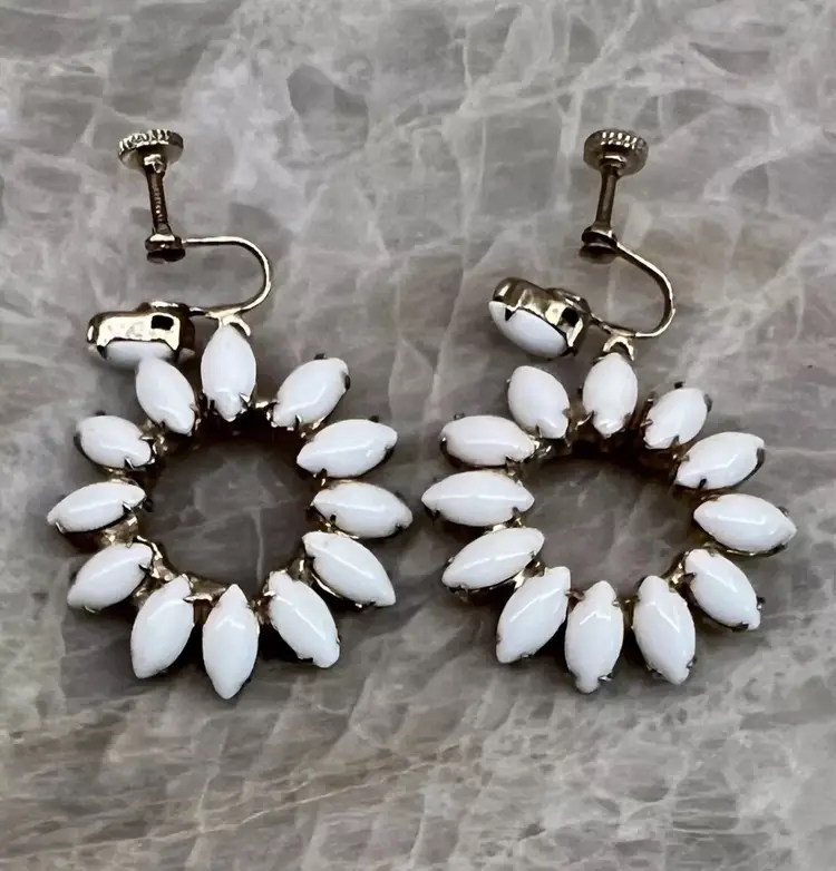 Vintage Gold Tone Milk Glass Marquise Drop Circle Screw Back Earrings